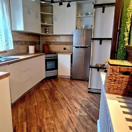 בית נופש Saxon Charming House - Close To Old Town בראשוב