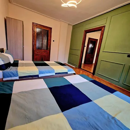 Saxon Charming House - Close To Old Town Braşov