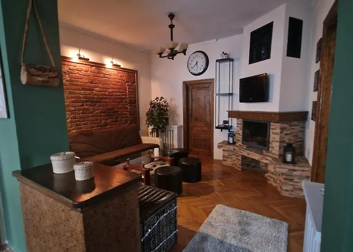 Saxon Charming House - Close To Old Town Brasov